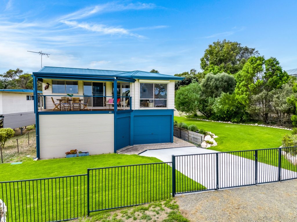 ⭐⭐⭐⭐⭐ | Seller of a house in Clayton Bay, SA property