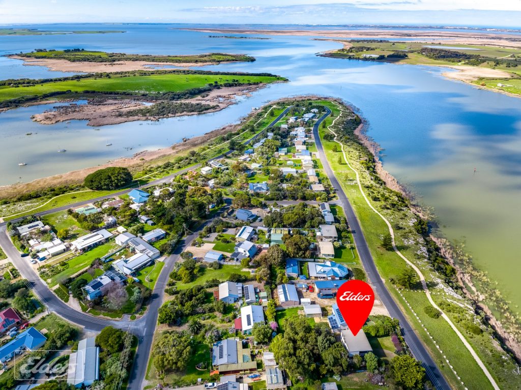 Buyer of a house in Clayton Bay, SA property